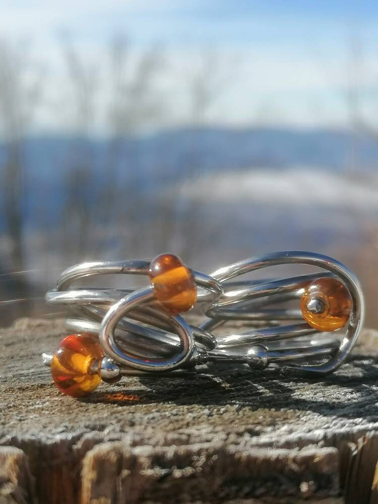 Anello maxi ARIA spirale di acciaio 304 con perle di vetro lavorate a mano colorate