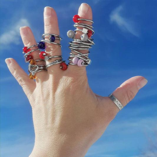 Anello maxi ARIA spirale di acciaio 304 con perle di vetro lavorate a mano colorate